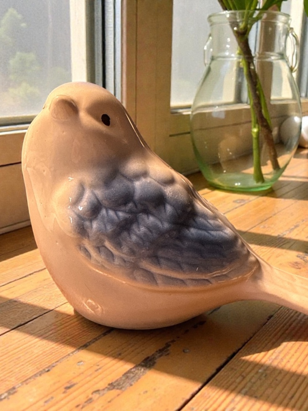 Vintage ceramic bird